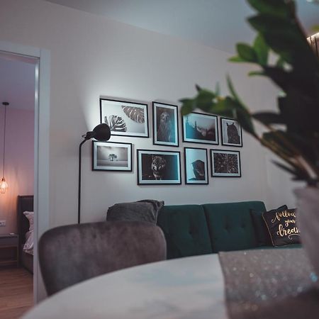 Tam Skanderbeg Square City Center Apartment No2 Tiranë Eksteriør bilde